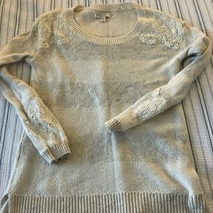 Sweater with lace